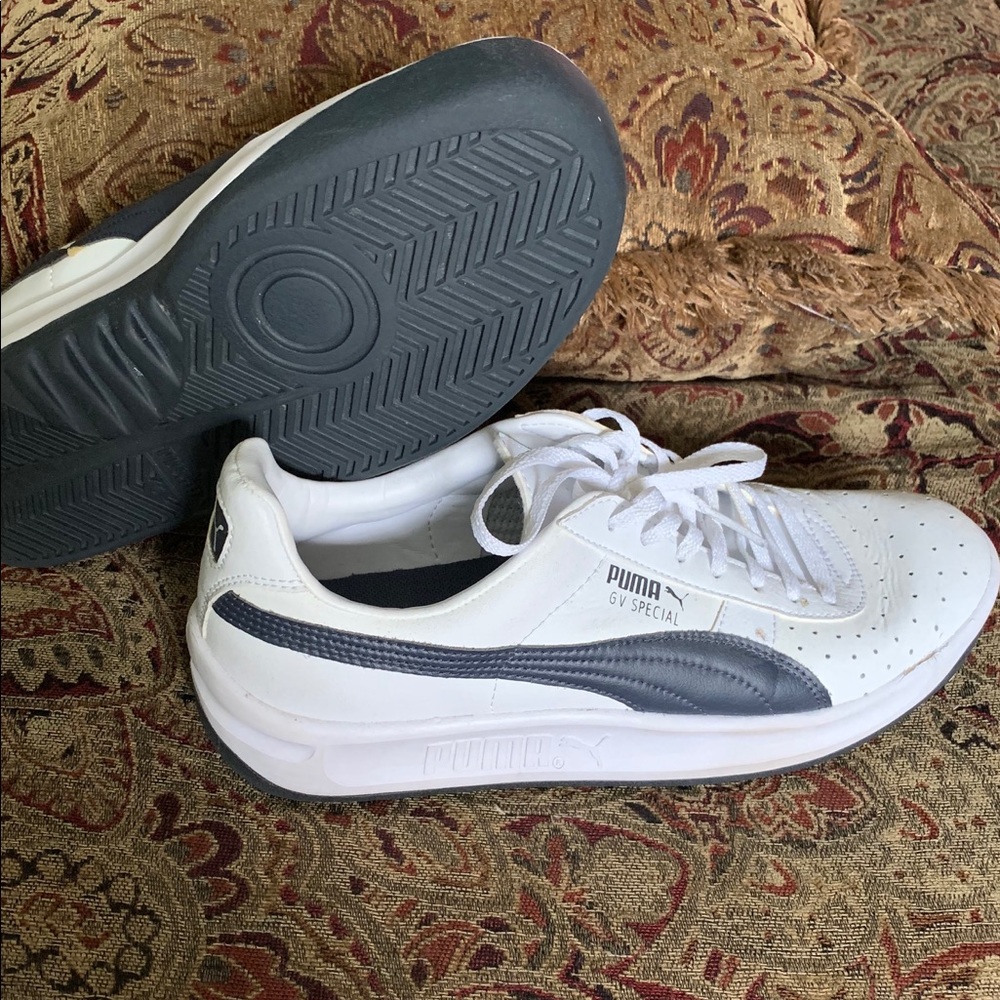 Puma Sneakers